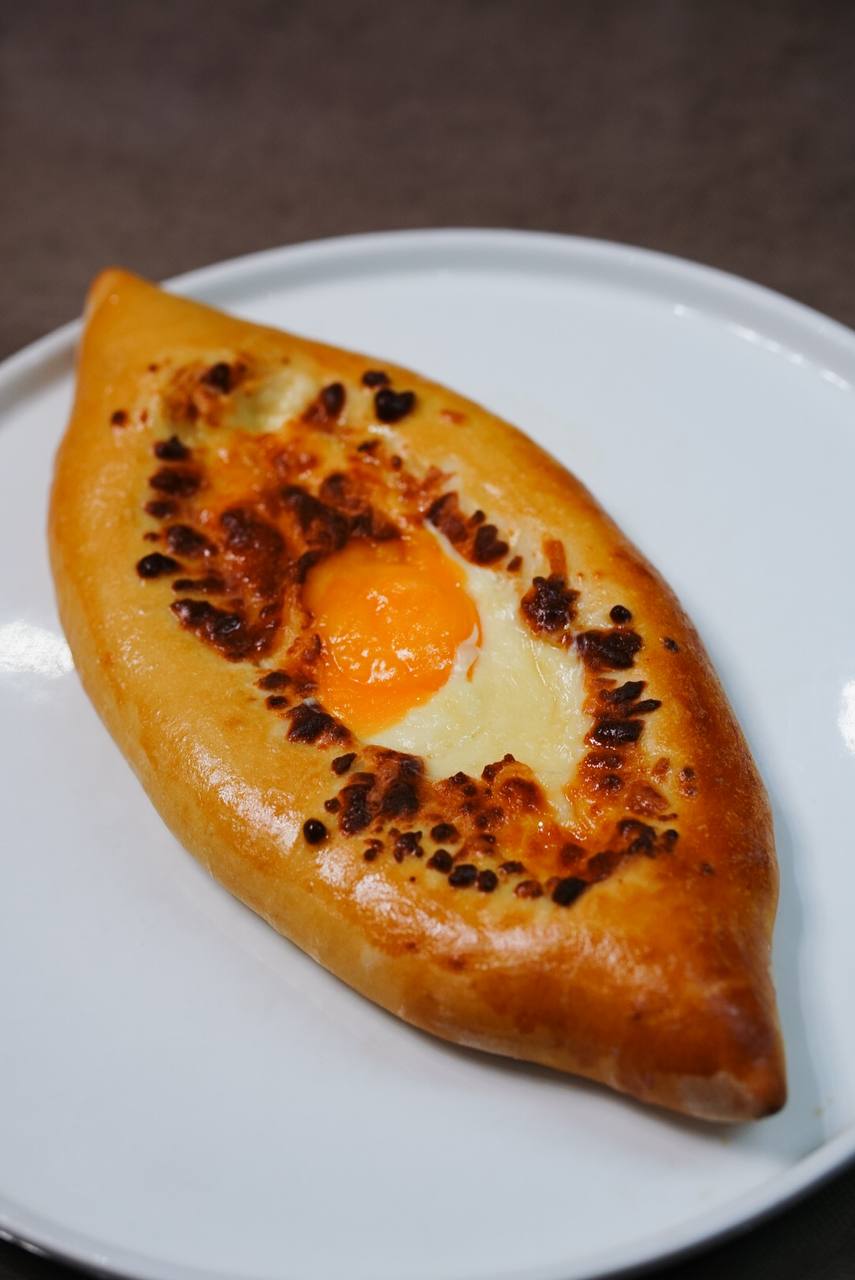 Хачапури по-аджарски